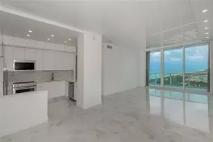 100 Bayview Dr, Sunny Isles Beach, FL 33160 - Photo 3
