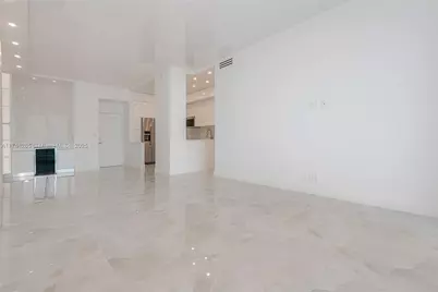 100 Bayview Dr #PH25, Sunny Isles Beach, FL 33160 - Photo 7