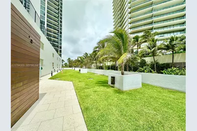 18911 Collins Ave #405, Sunny Isles Beach, FL 33160 - Photo 41