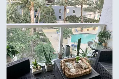253 NE 2nd St #1008, Miami, FL 33132 - Photo 3