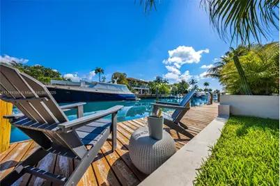 1141 NE 90th St, Miami, FL 33138 - Photo 7