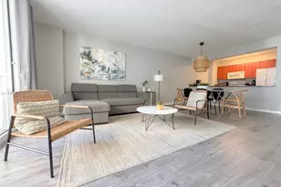 1200 Brickell Bay Dr, Miami, FL 33131 - Photo 3