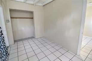 723 NW 15th Way, Fort Lauderdale, FL 33311 - Photo 17