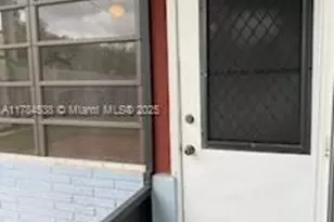 521 N 70th Way, Hollywood, FL 33024 - Photo 27