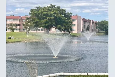 9350 Sunrise Lakes Blvd #109, Sunrise, FL 33322 - Photo 3