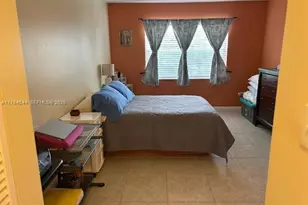 9350 Sunrise Lakes Blvd, Sunrise, FL 33322 - Photo 11