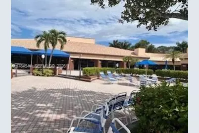 9350 Sunrise Lakes Blvd #109, Sunrise, FL 33322 - Photo 5