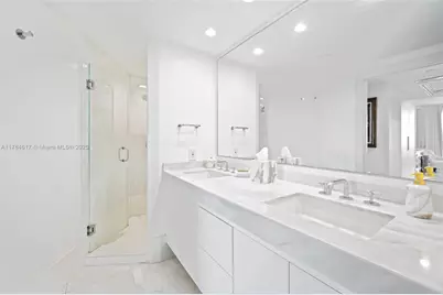 2127 Brickell Ave #2104, Miami, FL 33129 - Photo 15
