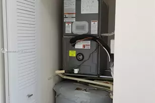 290 NW 109th Ave, Miami, FL 33172 - Photo 29