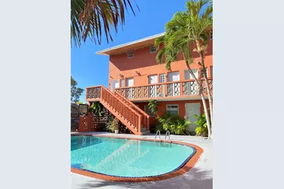 421 NE 68th St #6, Miami, FL 33138 - Photo 5