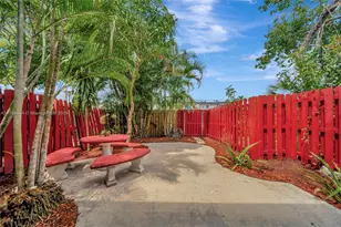 4165 SW 66th Way, Davie, FL 33314 - Photo 41