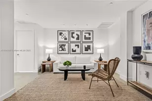 650 NE 32nd St, Miami, FL 33137 - Photo 3