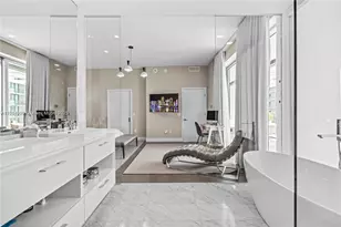 650 NE 32nd St, Miami, FL 33137 - Photo 43