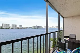 17600 N Bay Rd, Sunny Isles Beach, FL 33160 - Photo 5