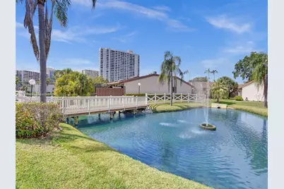 2667 S Parkview Dr, Hallandale Beach, FL 33009 - Photo 35