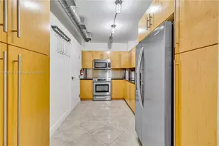 90 Edgewater Dr, Coral Gables, FL 33133 - Photo 15