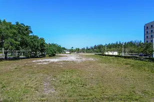 352Xx S Dixie Hwy, Florida City, FL 33034 - Photo 17