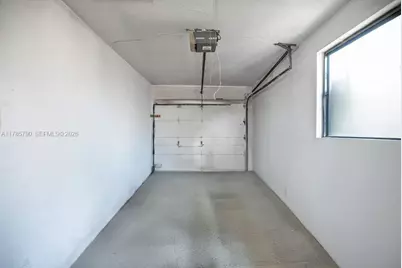 8451 NW 10th St, Pembroke Pines, FL 33024 - Photo 29