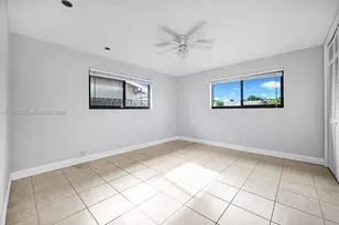 8451 NW 10th St, Pembroke Pines, FL 33024 - Photo 19