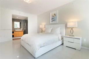 2155 Washington Ct, Miami Beach, FL 33139 - Photo 9