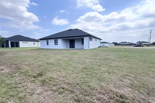 314 Chiquita Blvd N, Cape Coral, FL 33993 - Photo 29