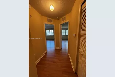 1017 Shoma Dr #462, Royal Palm Beach, FL 33414 - Photo 11