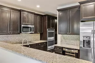 10075 NW 86th Terrace, Doral, FL 33178 - Photo 11