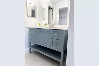 1017 Washington Cir #1017A, Homestead, FL 33034 - Photo 11