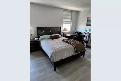 427 Golden Isles Dr #11J, Hallandale Beach, FL 33009 - Photo 7