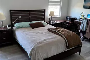 427 Golden Isles Dr, Hallandale Beach, FL 33009 - Photo 7