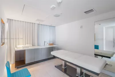 6901 Collins Ave #401, Miami Beach, FL 33141 - Photo 31