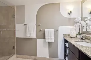 2670 E Sunrise Blvd, Fort Lauderdale, FL 33304 - Photo 27