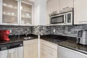 2670 E Sunrise Blvd, Fort Lauderdale, FL 33304 - Photo 25