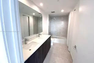 488 NE 18th St, Miami, FL 33132 - Photo 5