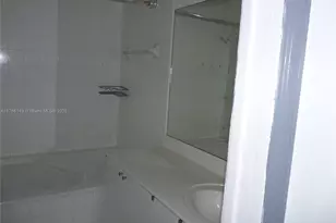 8980 W Flagler St, Miami, FL 33174 - Photo 35