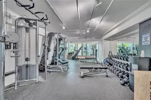 5055 Collins Ave, Miami Beach, FL 33140 - Photo 31