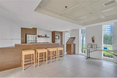 5055 Collins Ave #10J, Miami Beach, FL 33140 - Photo 29