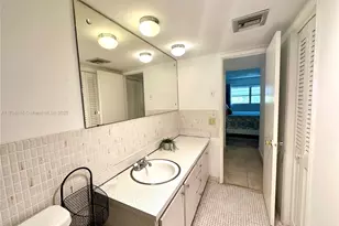 1001 Hillcrest Ct, Hollywood, FL 33021 - Photo 17