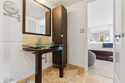 3625 N Country Club Dr #902, Aventura, FL 33180 - Photo 19