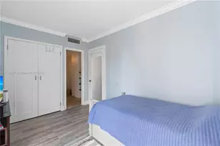 3625 N Country Club Dr, Aventura, FL 33180 - Photo 21