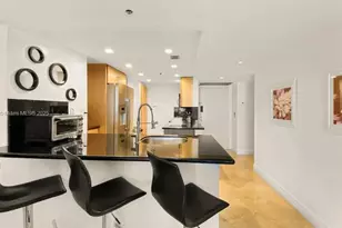 1717 N Bayshore Dr, Miami, FL 33132 - Photo 9