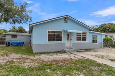 1006 NW 112th Ter, Miami, FL 33168 - Photo 1