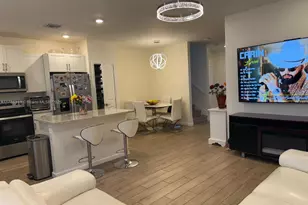 2469 SE 10th St, Homestead, FL 33035 - Photo 5