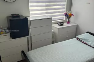 2469 SE 10th St, Homestead, FL 33035 - Photo 15