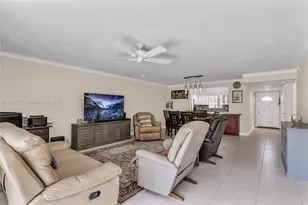 281 S Hollybrook Dr, Pembroke Pines, FL 33025 - Photo 11
