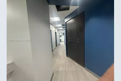 4650 N Dixie Hwy, Oakland Park, FL 33334 - Photo 15