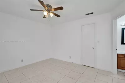 2866 S University Dr #5107, Davie, FL 33328 - Photo 25