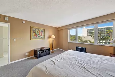 3000 Holiday Dr #306, Fort Lauderdale, FL 33316 - Photo 29