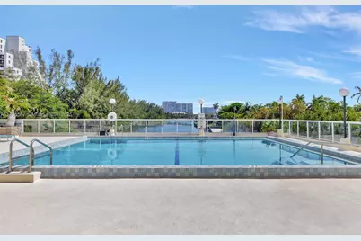 3000 Holiday Dr #306, Fort Lauderdale, FL 33316 - Photo 47