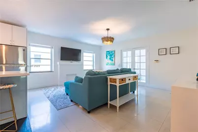 426 NE 26th St, Miami, FL 33137 - Photo 3